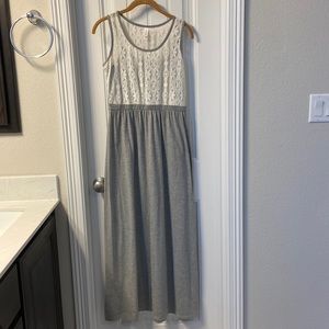 Xhilaration Size Medium Maxi Dress